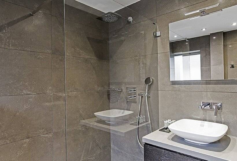 سوییت جونیور, Agenda Louise