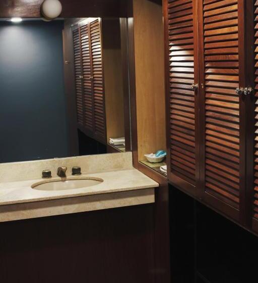 غرفة سوبيريور, Aguada