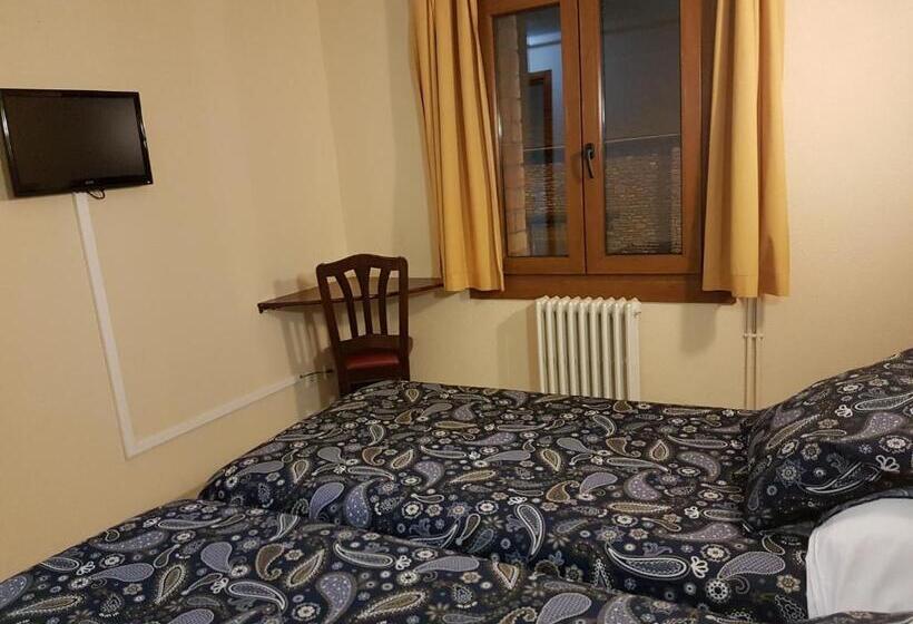 اتاق استاندارد, Arinsal