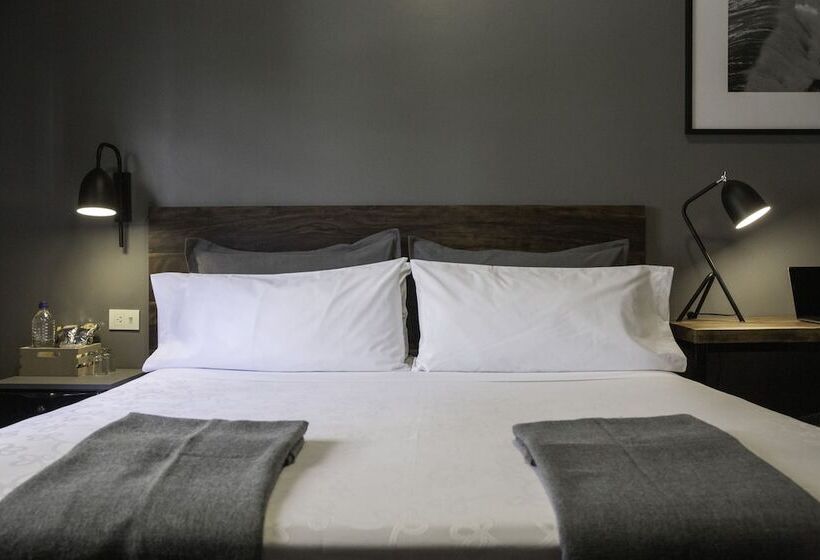 استودیوی استاندارد, Carsson Hotel Downtown Buenos Aires