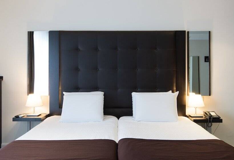 주니어 스위트, Chambord