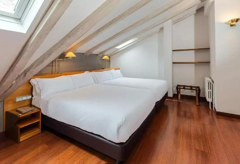 Premium Family Room, De L'isard