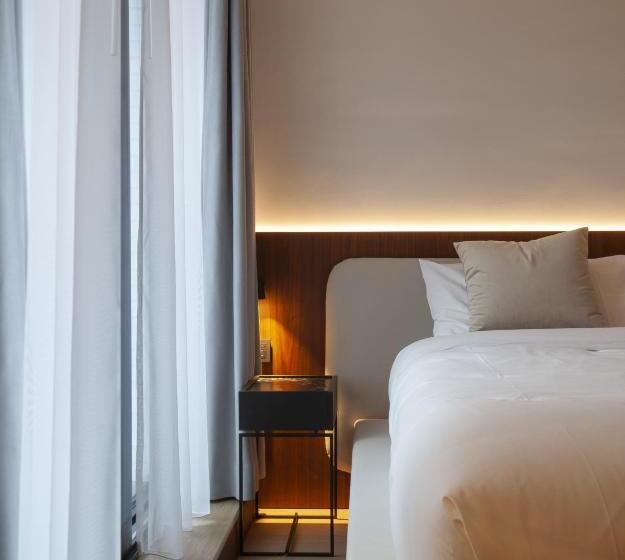 غرفة ديلوكس مزودة بشرفة, Hassotel