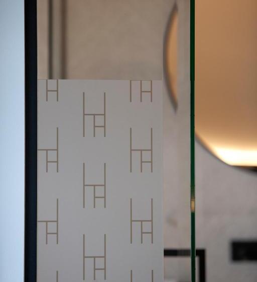 غرفة ديلوكس مزودة بشرفة, Hassotel