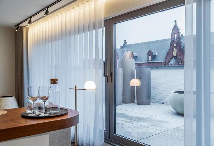 آپارتمان 1 خوابه با بالکن, Hassotel