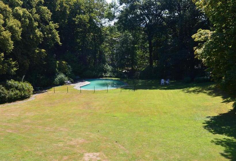 غرفة قياسية مطلّة علي الحديقة, La Heid Des Pairs