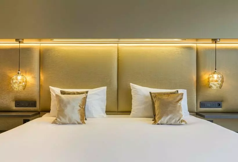 اتاق لوکس, Leonardo Hotel Antwerp The Plaza