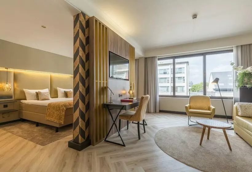 سوییت, Leonardo Hotel Antwerp The Plaza