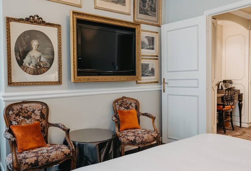 Habitació Superior, Manos Premier