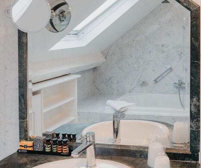 Habitació Deluxe, Manos Premier