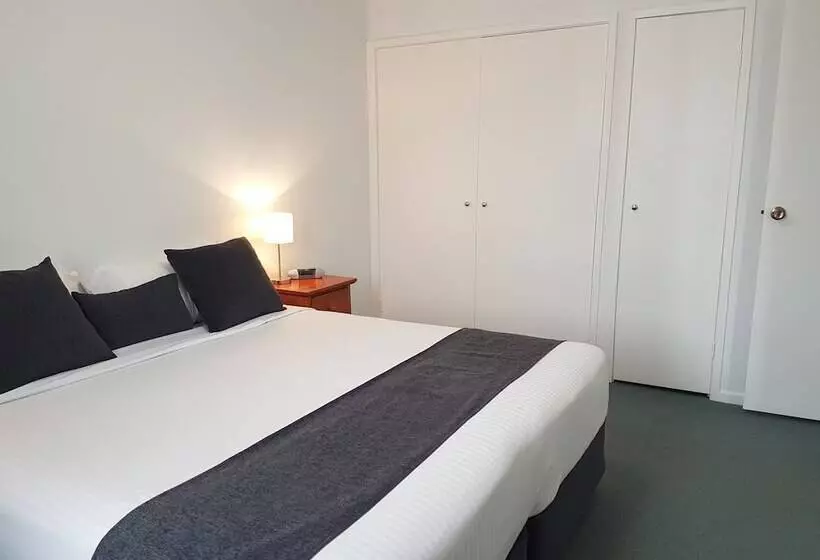 침실 2개 아파트, Mid City Motor Inn Singleton