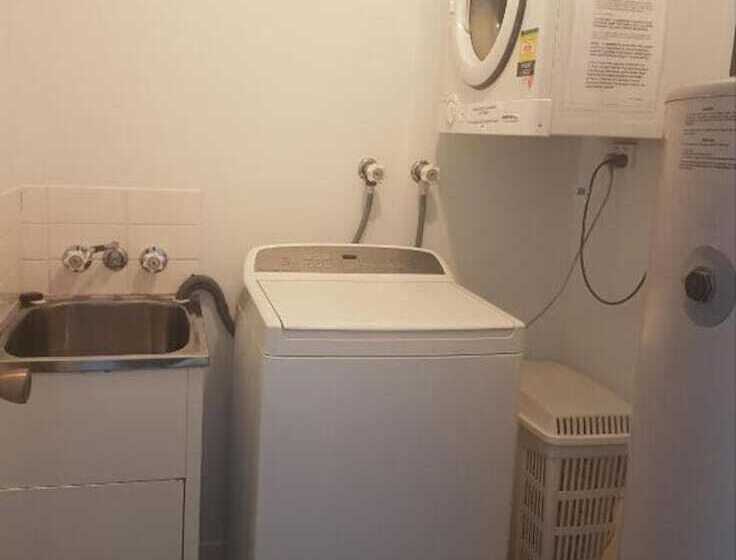 דירת שלושה חדרים, Mid City Motor Inn Singleton