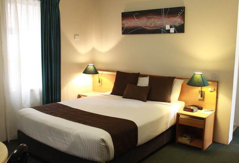 패밀리 룸, Mid City Motor Inn Singleton