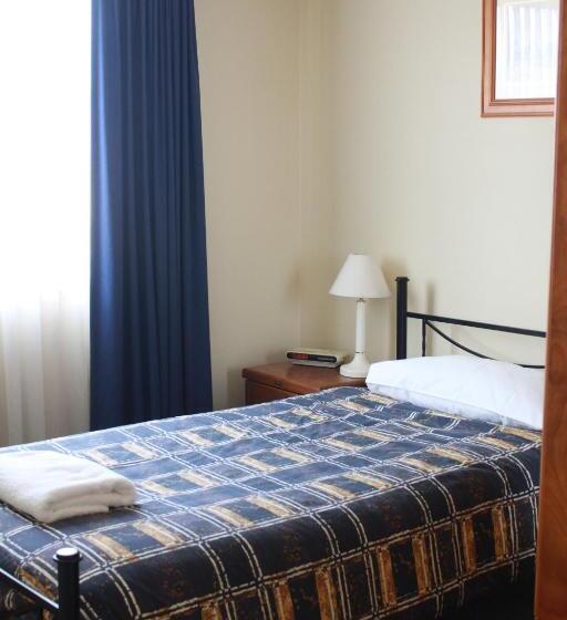 침실 3개 아파트, Mid City Motor Inn Singleton
