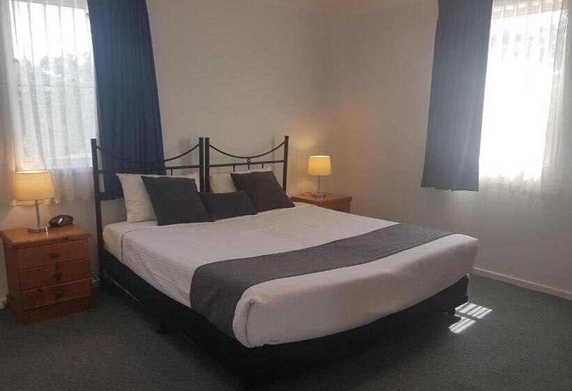 דירת שלושה חדרים, Mid City Motor Inn Singleton