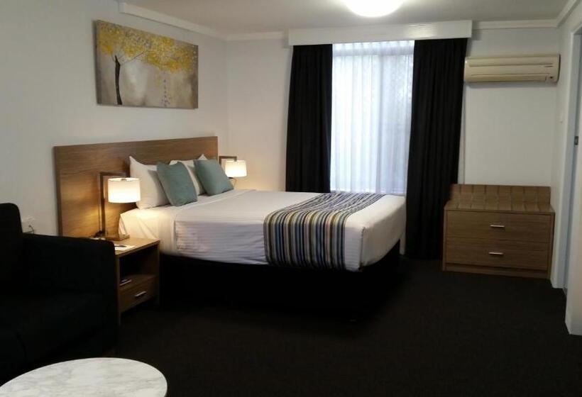 디럭스 룸, Mid City Motor Inn Singleton