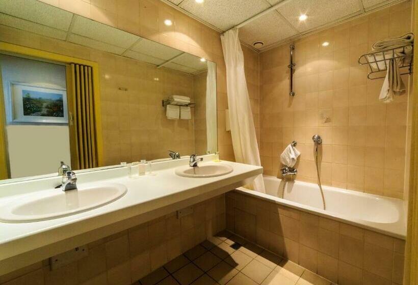 Номер Superior, Pacific