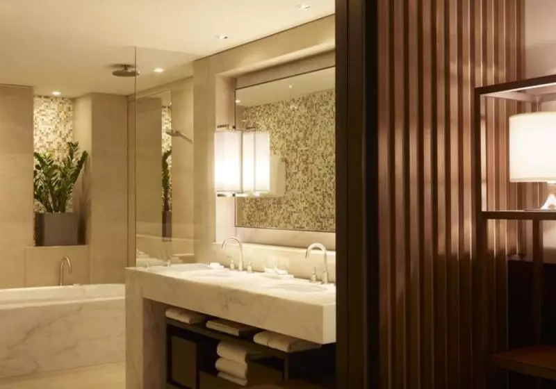 اتاق استاندارد با چشم‌انداز, Park Hyatt Sydney