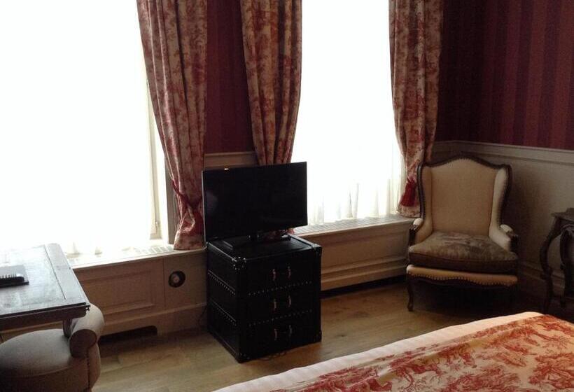 غرفة كومفورت, Patritius