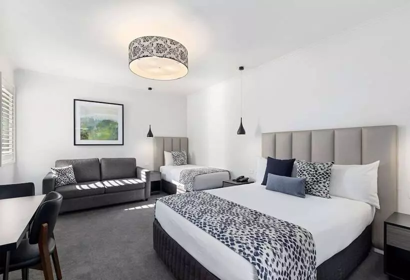 Perhehuone, Quality Hotel Wangaratta Gateway
