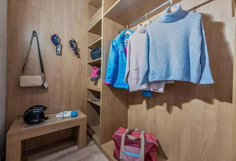 Chambre Triple Standard, Sporting