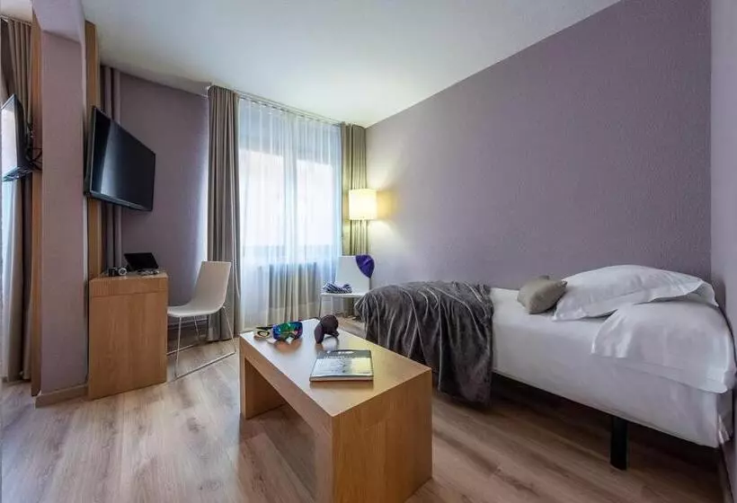Chambre Standard, Sporting