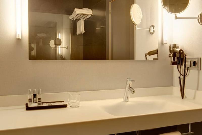 غرفة قياسية فردية, Sporting