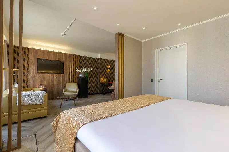 سوییت, Leonardo Hotel Antwerp The Plaza