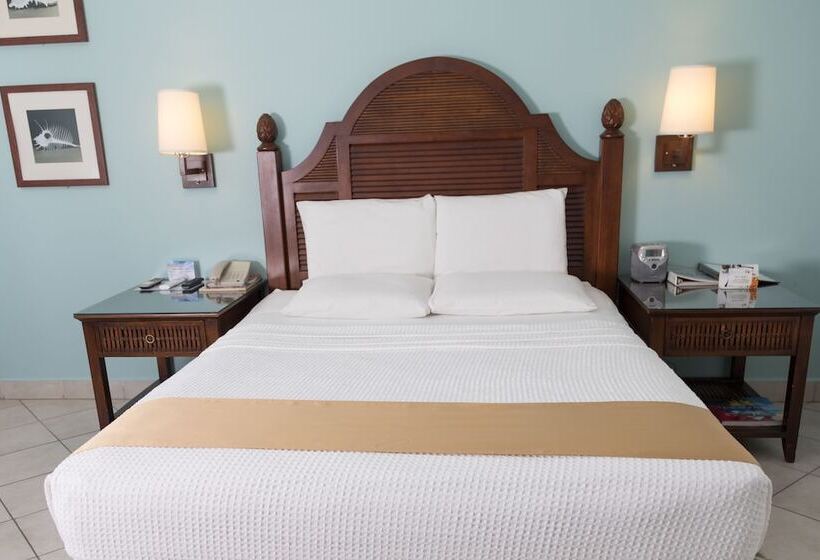 اتاق لوکس با چشمانداز دریا, Trade Winds