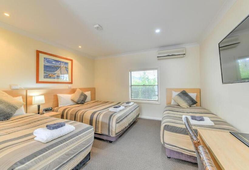 غرفة عائلية, Motel Grande