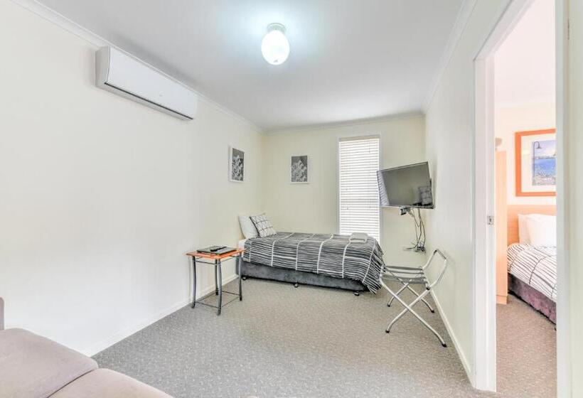 شقة غرفة واحدة, Motel Grande