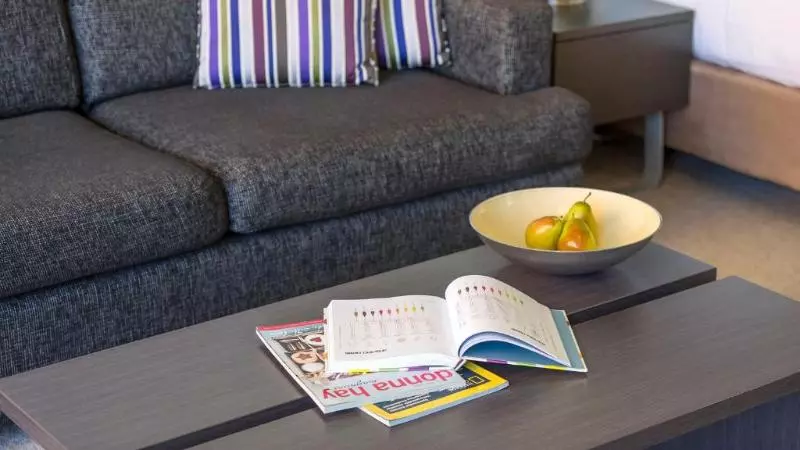 استودیو اجرایی, Oaks Sydney Hyde Park Suites