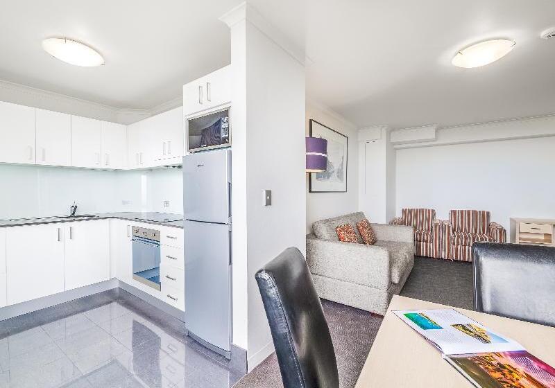 Апартаменты Ejecutiva 2 Спальни, Oaks Sydney Hyde Park Suites