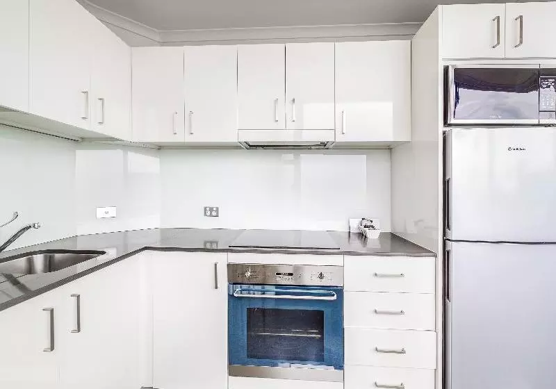 آپارتمان مدیریتی 2 خوابه, Oaks Sydney Hyde Park Suites
