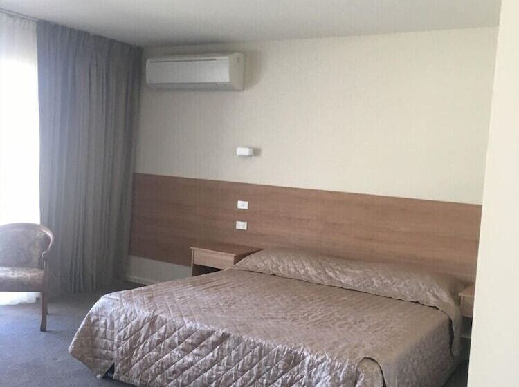 스탠다드 룸, Rainbow Motel