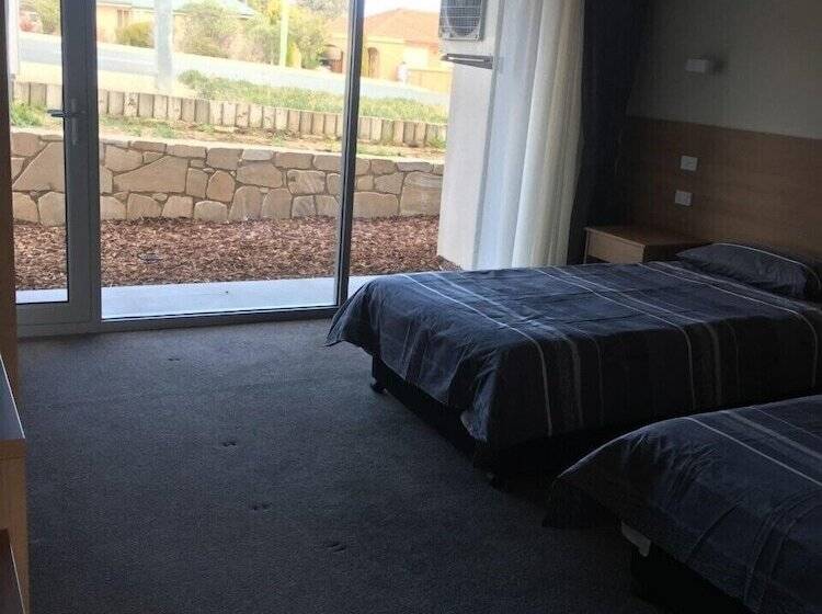 스탠다드 룸, Rainbow Motel