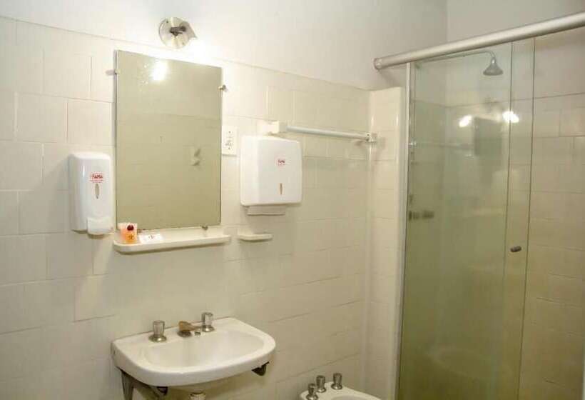 Четырехместный Номер Стандарт, Amazonas Palace Hotel Belo Horizonte   Avenida Amazonas