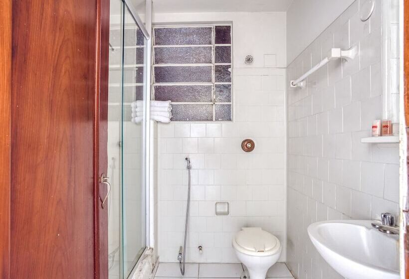 Четырехместный Номер Стандарт, Amazonas Palace Hotel Belo Horizonte   Avenida Amazonas