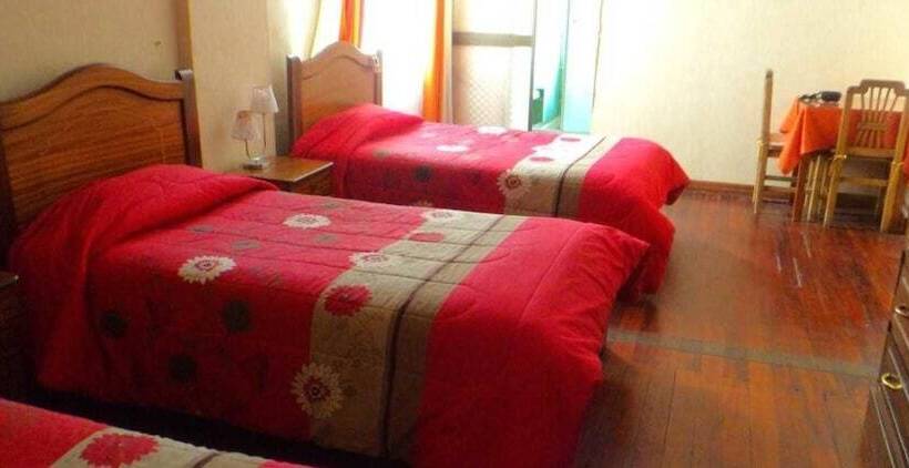 اتاق استاندارد سه تخته با سرویس بهداشتی مشترک, Avenida