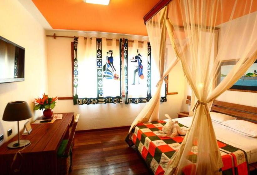 سوئیت با تخت بزرگ, Club Du Lac Tanganyika