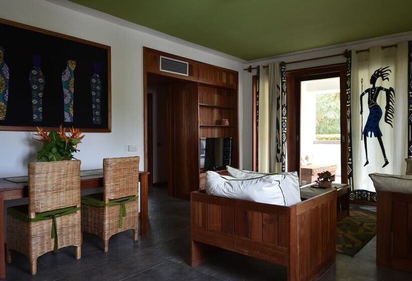 سوئیت پرزیدنت, Club Du Lac Tanganyika