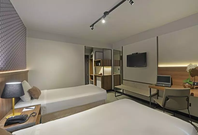 Standardzimmer, Deville Business Maringa