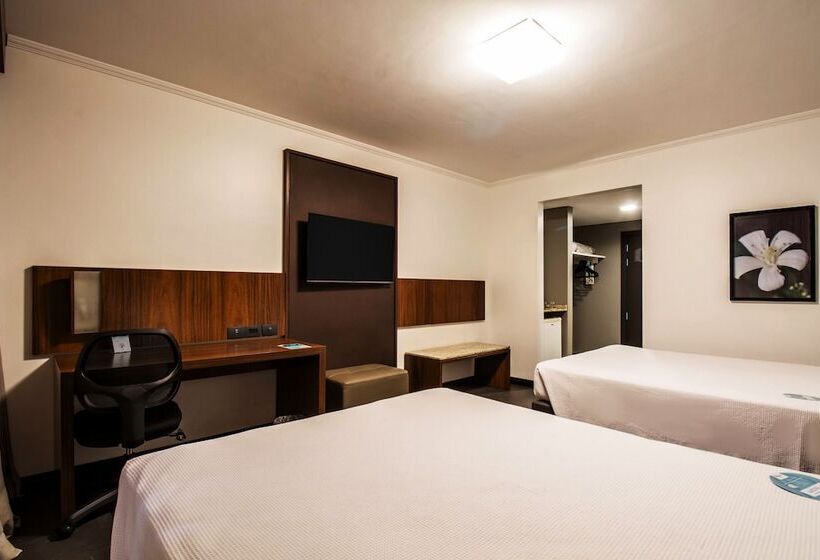 スーペリアールーム, Deville Business Maringa