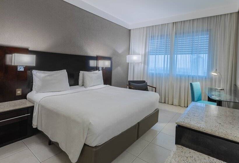 חדר דלוקס, Deville Prime Cuiaba