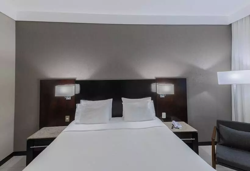 Quarto deluxe, Deville Prime Cuiaba