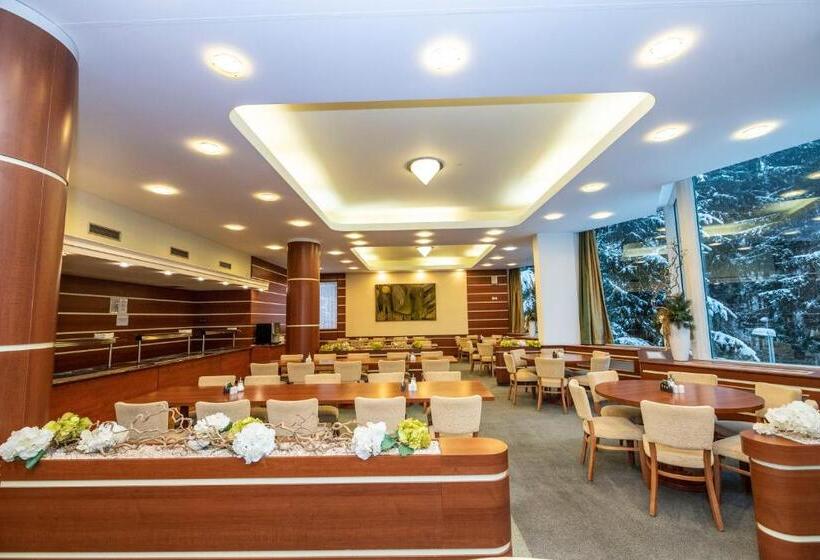 带阳台的三人标准间, Interhotel Montana