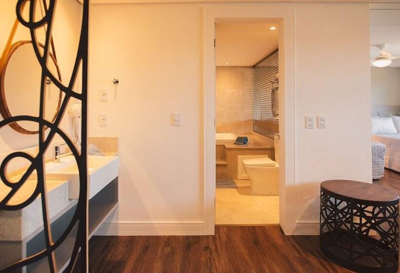 Студио Стандарт Вид на Сад, Renar