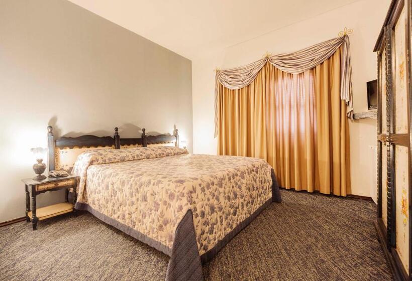 デラックスルーム, Tannenhof