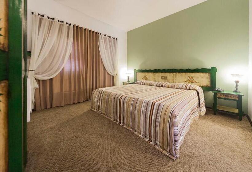 ダブルベッドスタンダードルーム, Tannenhof