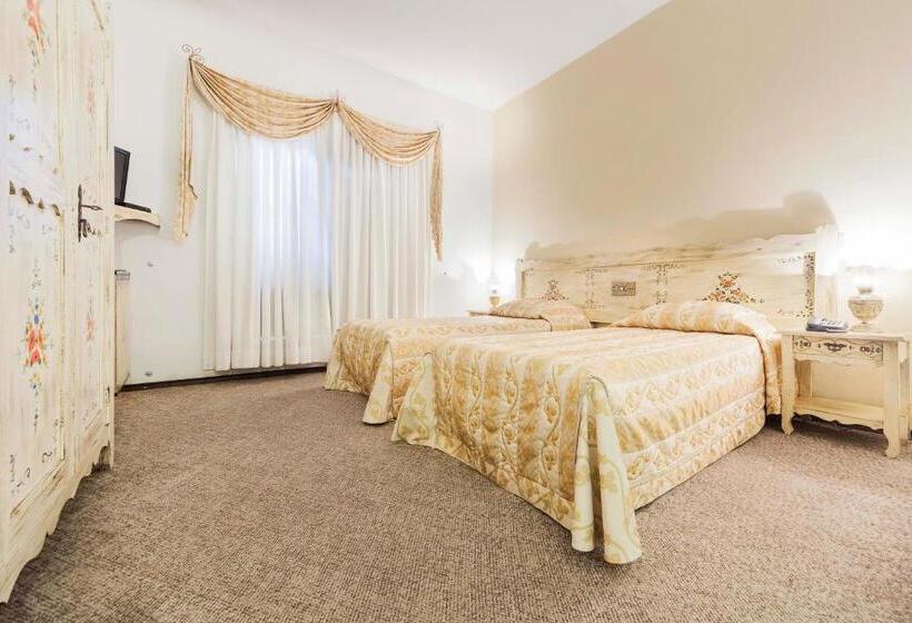 スタンダードルーム, Tannenhof